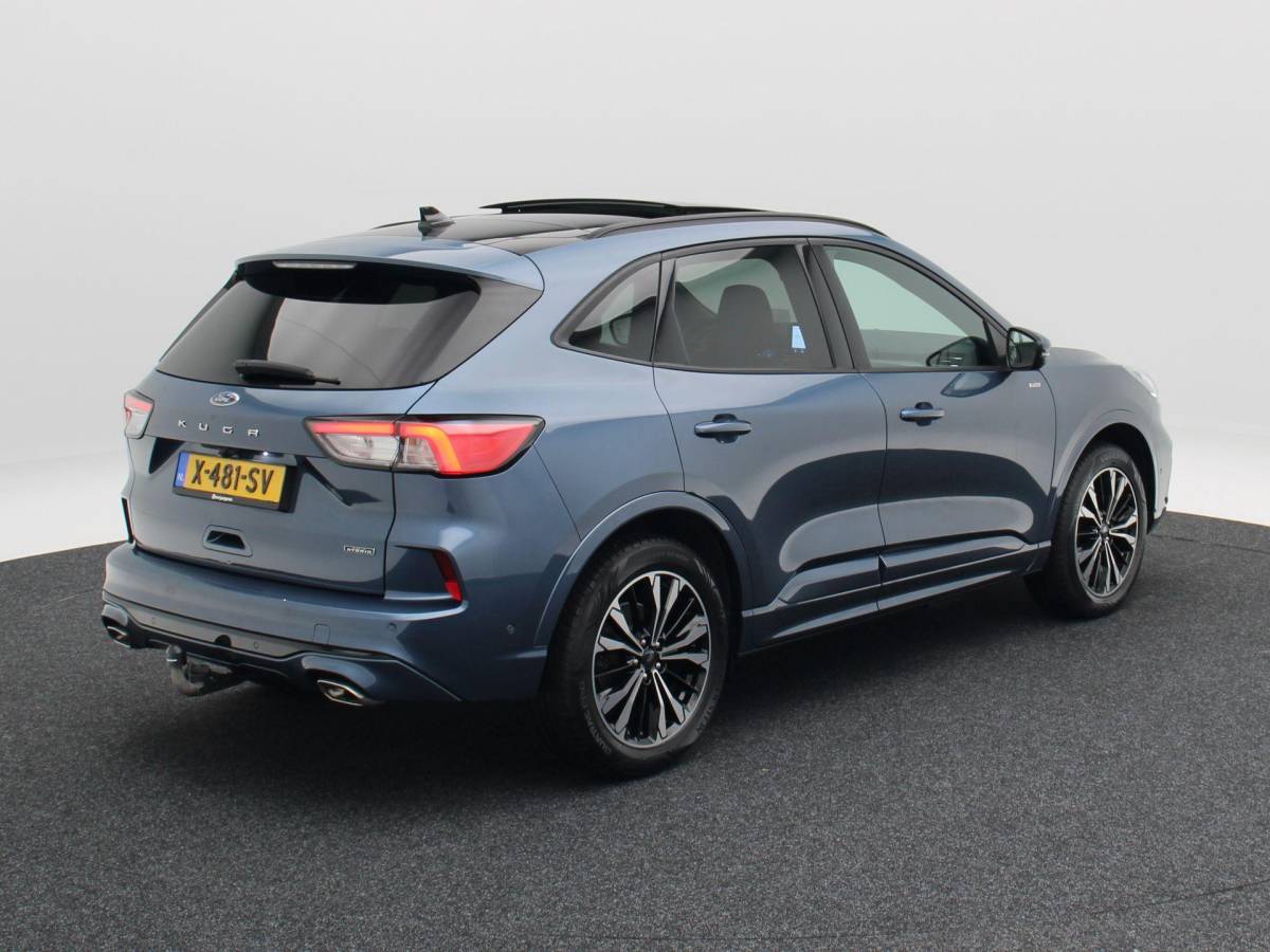 Ford Kuga Ford Kuga 2.5 224 Pk PHEV Graphite Tech Edition | Stoel/Stuurverwarming | Panoramadak | Camera | Adaptive Cruise | CarPlay | 19 Inch | 66.027 Km !!