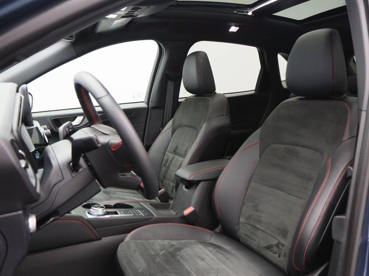 Ford Kuga Ford Kuga 2.5 224 Pk PHEV Graphite Tech Edition | Stoel/Stuurverwarming | Panoramadak | Camera | Adaptive Cruise | CarPlay | 19 Inch | 66.027 Km !!