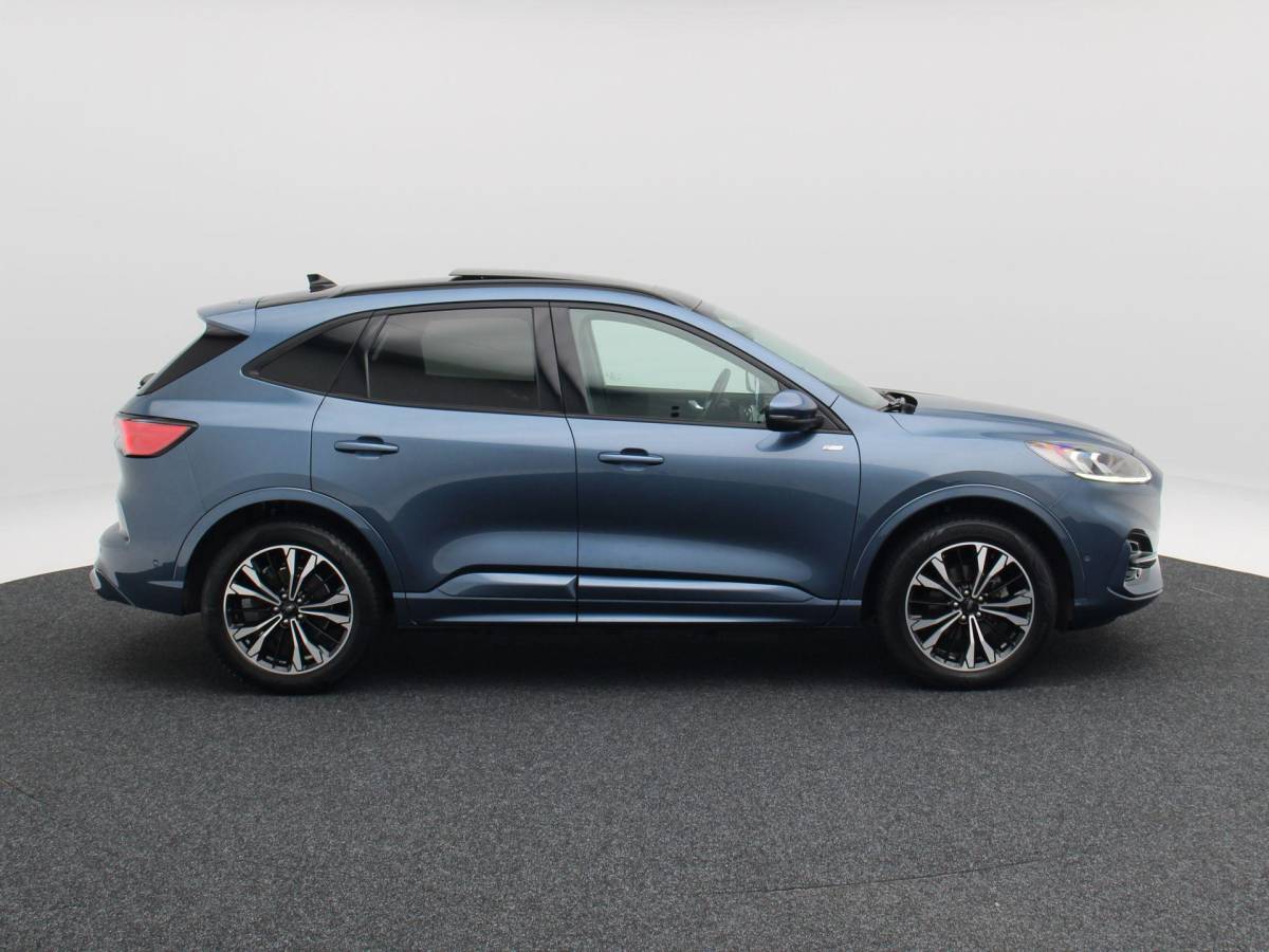 Ford Kuga Ford Kuga 2.5 224 Pk PHEV Graphite Tech Edition | Stoel/Stuurverwarming | Panoramadak | Camera | Adaptive Cruise | CarPlay | 19 Inch | 66.027 Km !!