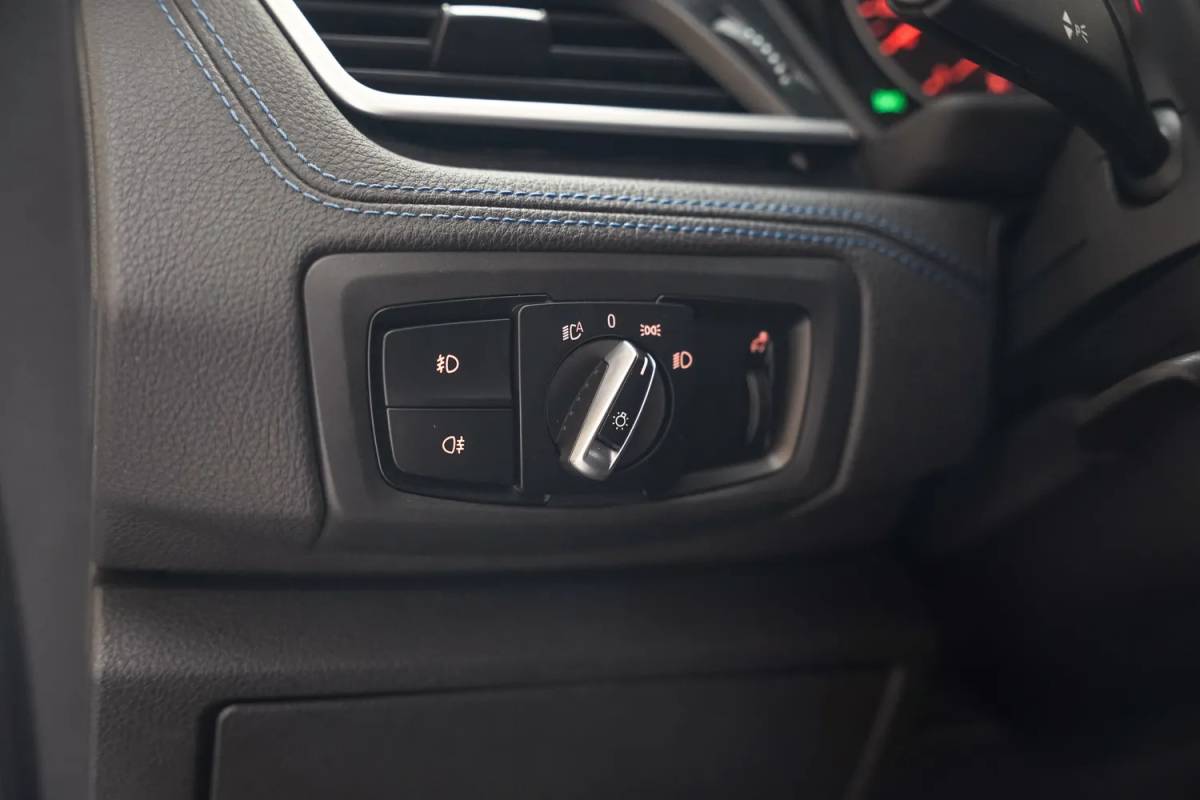 BMW 2 Serie BMW 2-serie Active Tourer 218i M Sport Executive Aut. [ Navi PDC Sfeerverlichting ]