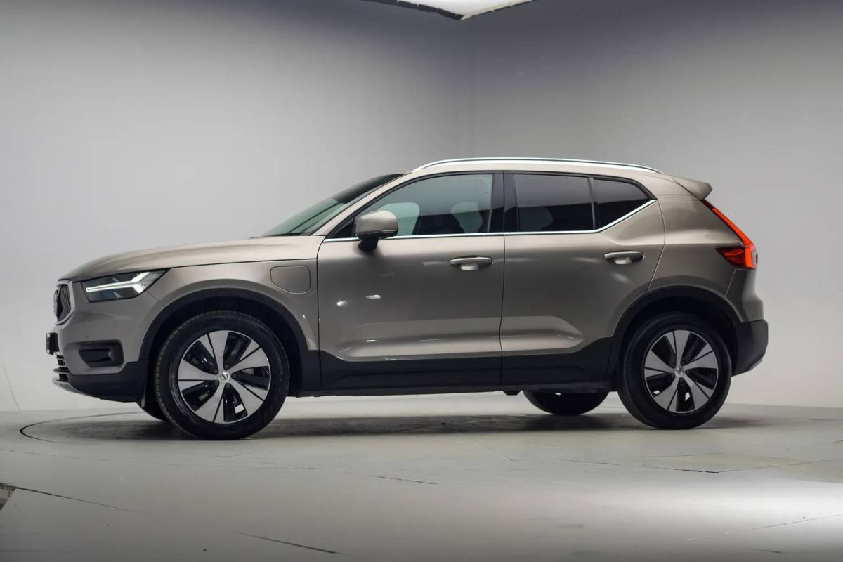 Volvo XC40 Volvo XC40 T5 Recharge Inscription Expression [ LED Navi Camera Apple/Android ]