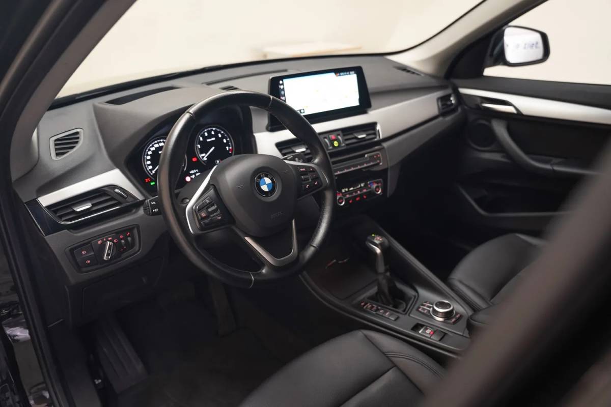 BMW X1 BMW X1 xDrive25e Executive [ LED Navi Camera Leder Stoelverwarming ]