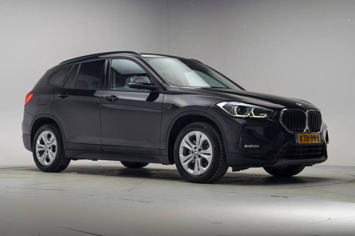 BMW X1 BMW X1 xDrive25e Executive [ LED Navi Camera Leder Stoelverwarming ]