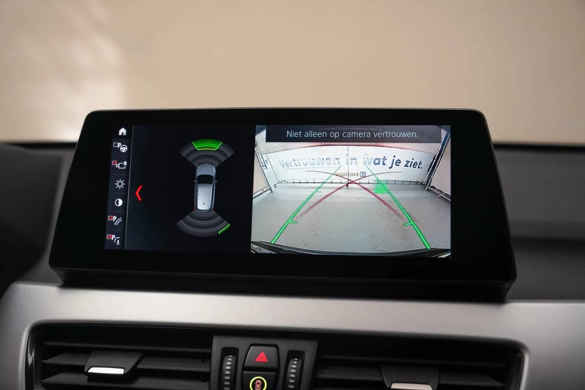 BMW X1 BMW X1 xDrive25e Executive [ LED Navi Camera Leder Stoelverwarming ]