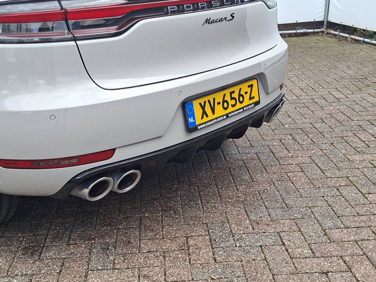 Porsche Macan Porsche Macan 3.0 S 354PK Adap.Cruise Pano Luchtv Carplay Krijtgrijs Memory BOSE