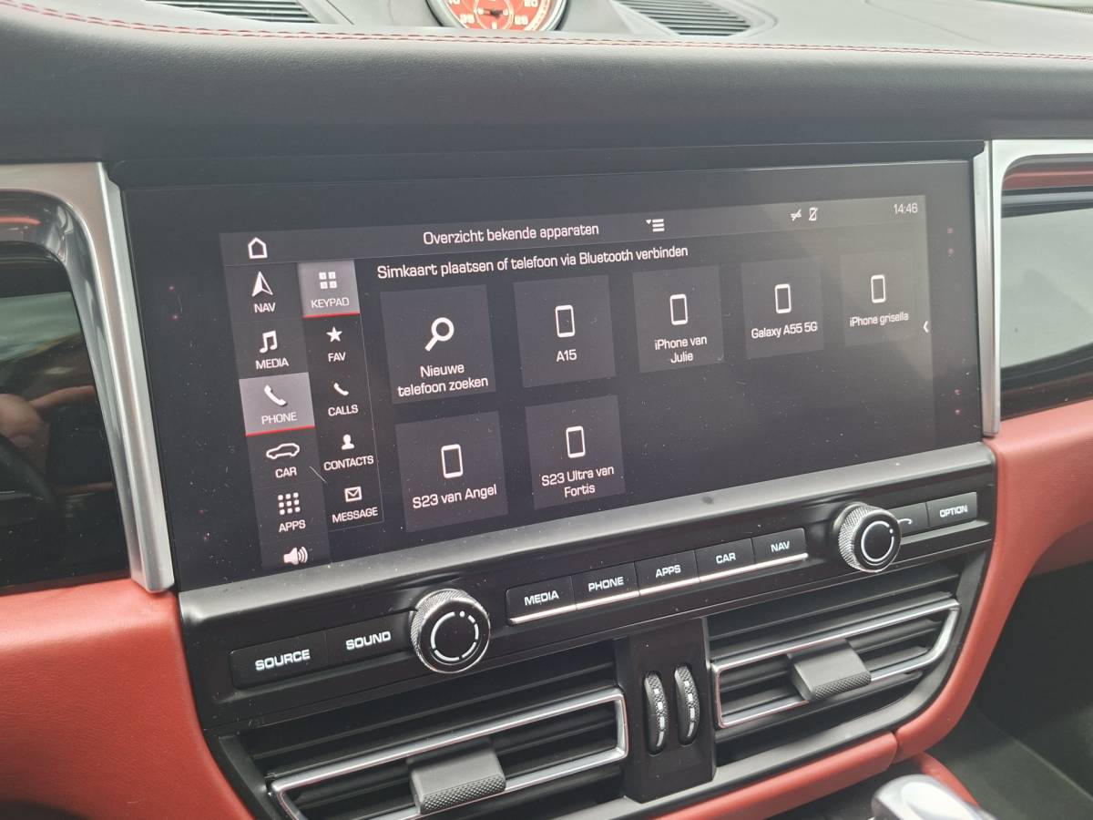 Porsche Macan Porsche Macan 3.0 S 354PK Adap.Cruise Pano Luchtv Carplay Krijtgrijs Memory BOSE