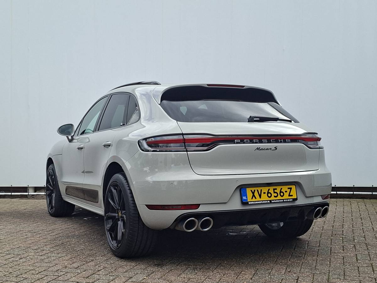 Porsche Macan Porsche Macan 3.0 S 354PK Adap.Cruise Pano Luchtv Carplay Krijtgrijs Memory BOSE