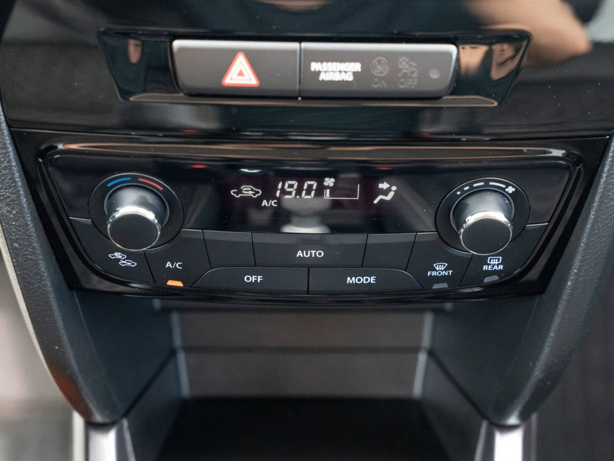 Suzuki Vitara Suzuki Vitara 1.4 Boosterjet Style Smart hybrid| Apple/Android Carplay| Adaptive cruise keyless Entry |Parkeersensoren| Blindspot|