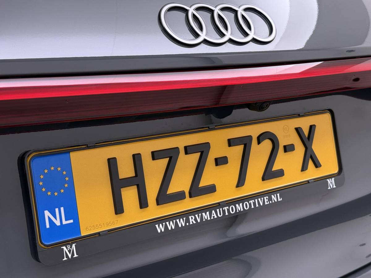 Audi Q6 e-tron Audi Q6 e-tron Launch edition 83 kWh BOMVOL! | ELEK. TREKHAAK | STOEL VERWARMING VOOR EN ACHTER | KEYLESS | 360 CAMERA | STUURVERWARMING | FABRIEKS GARANTIE TM 01-08-2027 |