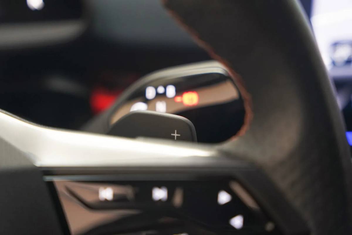 CUPRA Tavascan CUPRA Tavascan VZ Adrenaline 82 kWh [ Panoramadak 360°Camera Sfeerverlichting ]