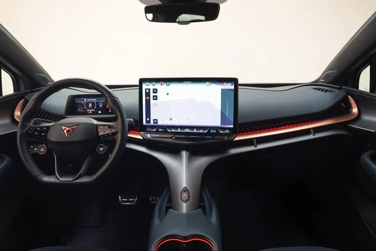 CUPRA Tavascan CUPRA Tavascan VZ Adrenaline 82 kWh [ Panoramadak 360°Camera Sfeerverlichting ]