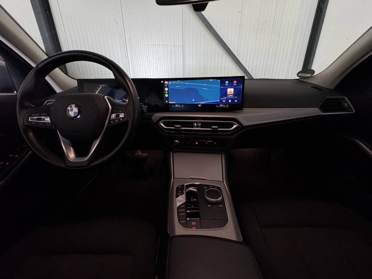 BMW 3 Serie BMW 3-serie Touring NEW 318IA 2.0 156PK  AUT. NAVI/LED/PDC/CARPLAY