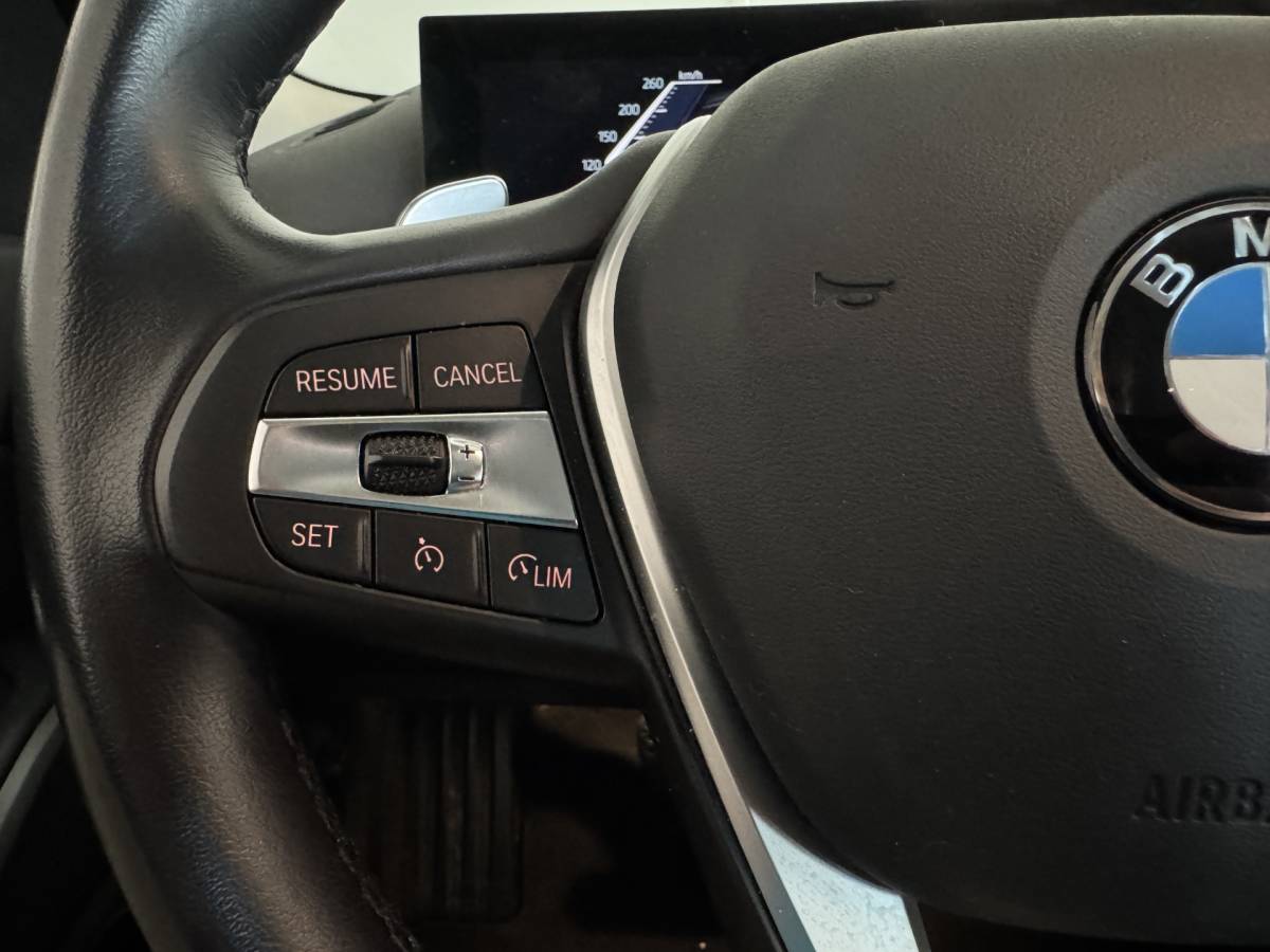 BMW 3 Serie BMW 3-serie Touring NEW 318IA 2.0 156PK  AUT. NAVI/LED/PDC/CARPLAY