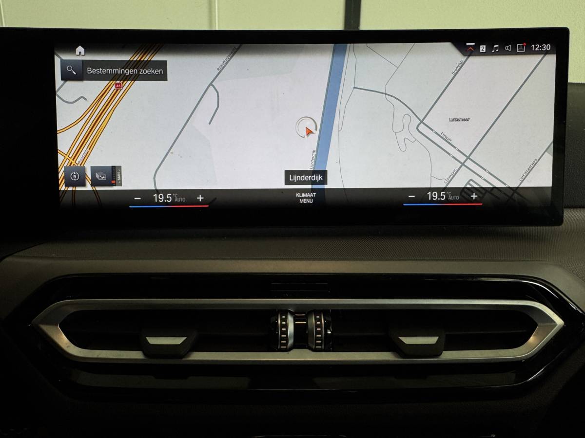 BMW 3 Serie BMW 3-serie Touring NEW 318IA 2.0 156PK  AUT. NAVI/LED/PDC/CARPLAY