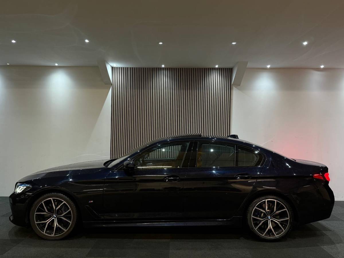 BMW 5 Serie BMW 5-serie 530i Business Edition Plus Aut 2021 Facelift M-Sport/ Pano/Lazer