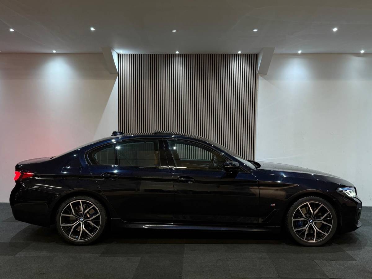 BMW 5 Serie BMW 5-serie 530i Business Edition Plus Aut 2021 Facelift M-Sport/ Pano/Lazer