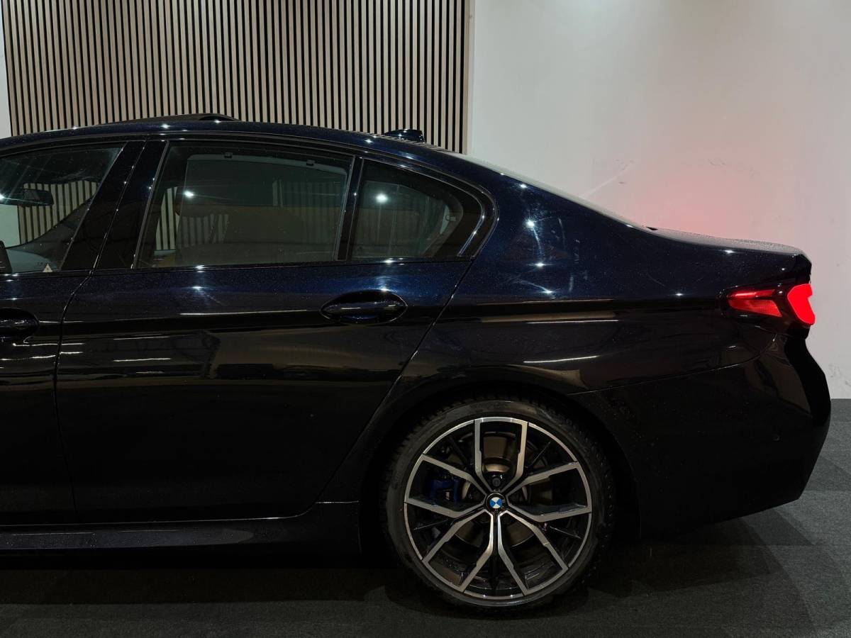 BMW 5 Serie BMW 5-serie 530i Business Edition Plus Aut 2021 Facelift M-Sport/ Pano/Lazer