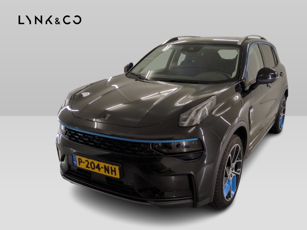 Lynk & Co 01 Lynk & Co 01 1.5 262pk Plug-in Adapt.Cruise Pano.dak Carplay Black Magic