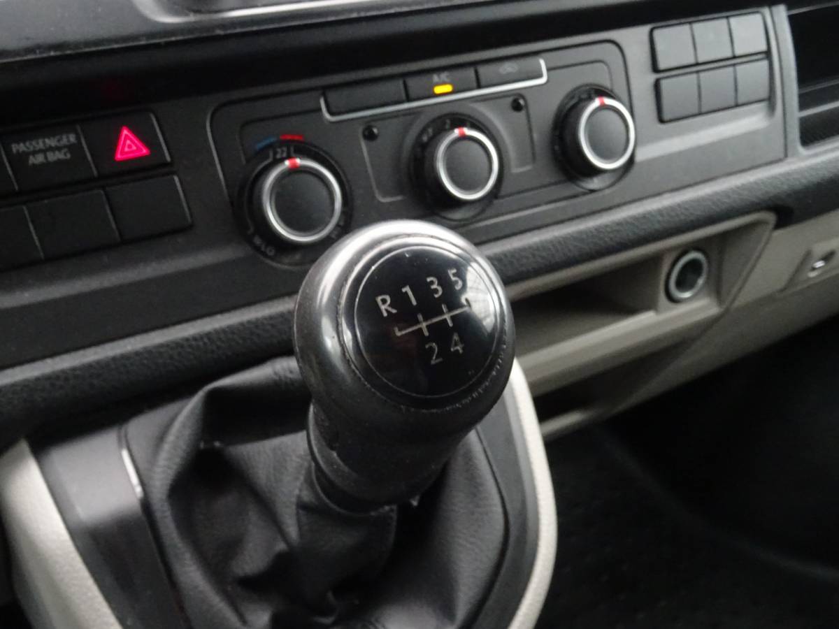 Volkswagen Transporter Volkswagen Transporter 2.0 TDI L1H1 Comfortline * 3 ZITS * MARGE !!