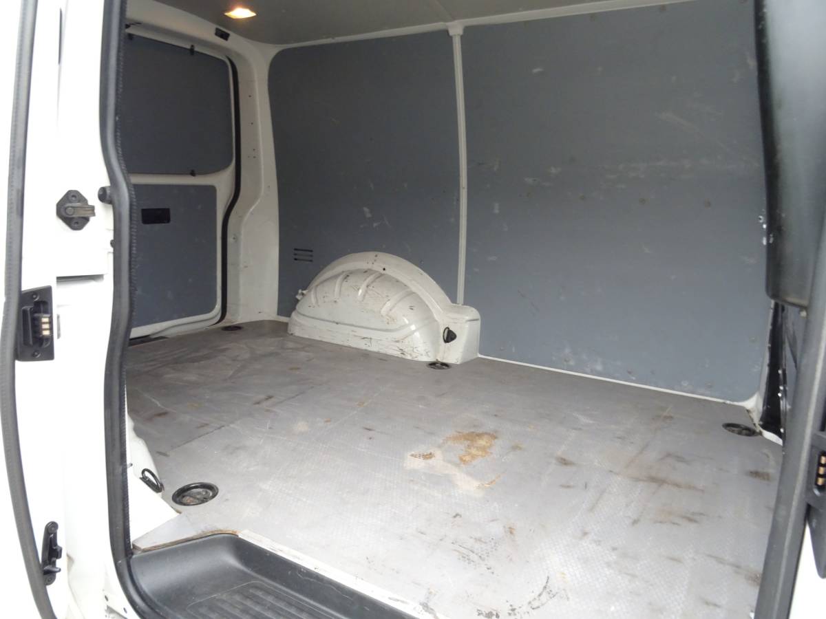 Volkswagen Transporter Volkswagen Transporter 2.0 TDI L1H1 Comfortline * 3 ZITS * MARGE !!
