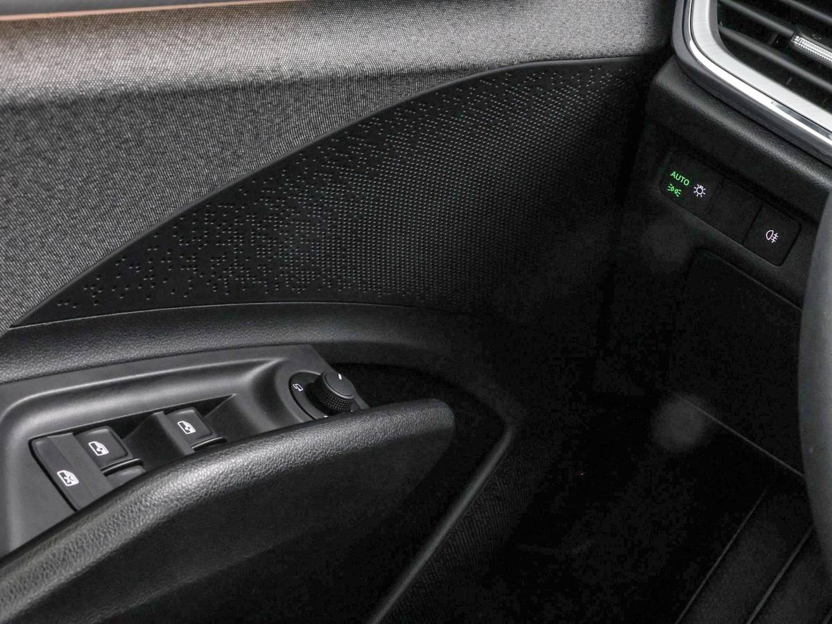 Škoda Enyaq iV Skoda Enyaq 50  150pk · SOH 94,4% · Apple/Android Car Play · Camera · Navigatie · Cruise Control · 19” Inch ·
