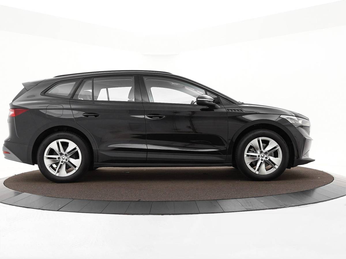 Škoda Enyaq iV Skoda Enyaq 50  150pk · SOH 94,4% · Apple/Android Car Play · Camera · Navigatie · Cruise Control · 19” Inch ·
