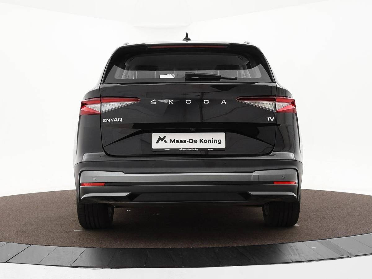 Škoda Enyaq iV Skoda Enyaq 50  150pk · SOH 94,4% · Apple/Android Car Play · Camera · Navigatie · Cruise Control · 19” Inch ·