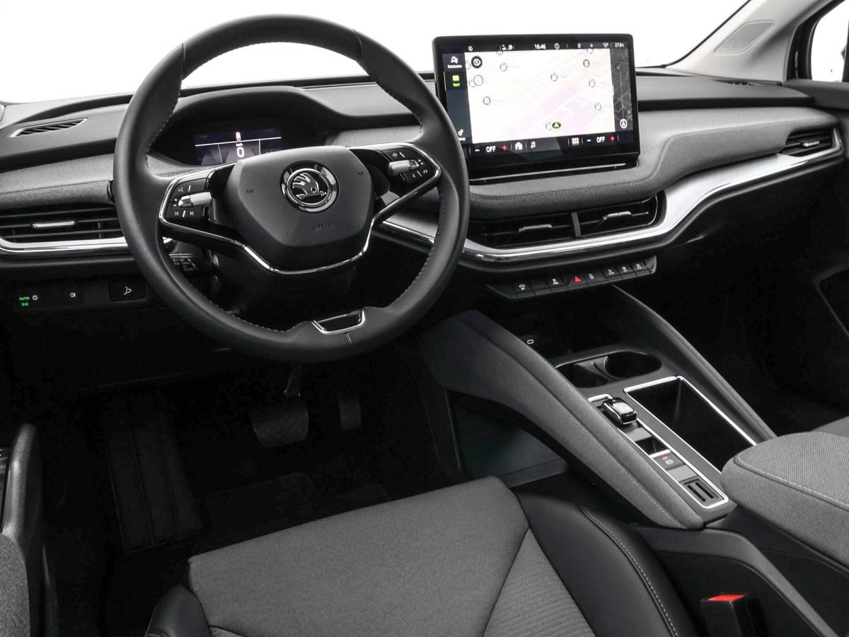 Škoda Enyaq iV Skoda Enyaq 50  150pk · SOH 94,4% · Apple/Android Car Play · Camera · Navigatie · Cruise Control · 19” Inch ·