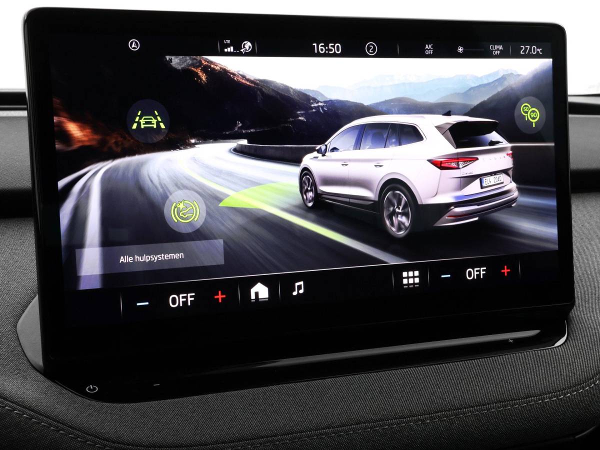 Škoda Enyaq iV Skoda Enyaq 50  150pk · SOH 94,4% · Apple/Android Car Play · Camera · Navigatie · Cruise Control · 19” Inch ·