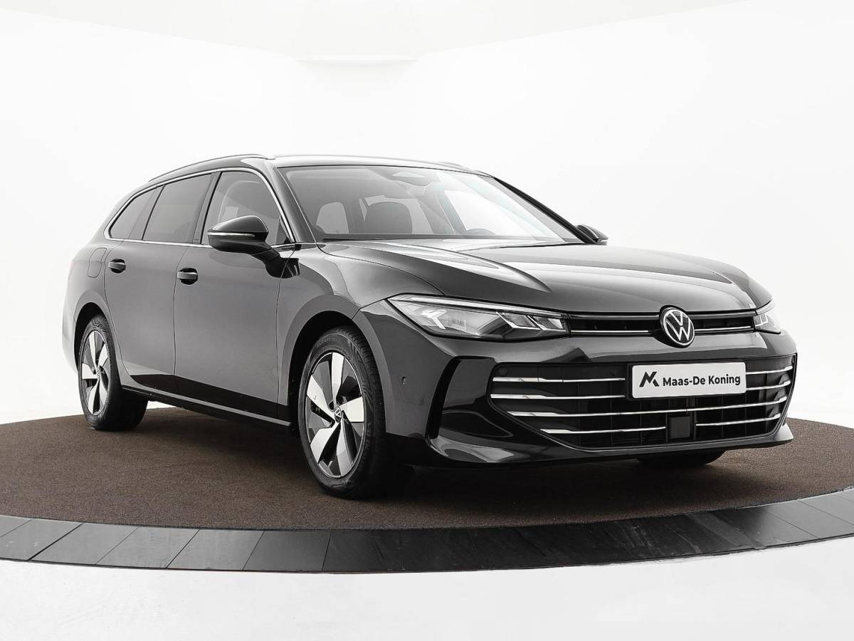 Volkswagen Passat Volkswagen Passat Variant 1.5 eTSI 150pk DSG Business · Camera · Stuur- & Stoelverwarming · Apple/Android Car Play · Massagefunctie Voorstoelen · Garantie t/m 11-06-2028 of 100.000km