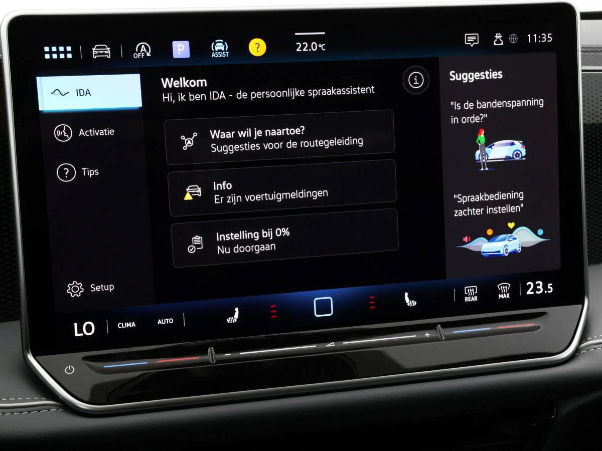 Volkswagen Passat Volkswagen Passat Variant 1.5 eTSI 150pk DSG Business · Camera · Stuur- & Stoelverwarming · Apple/Android Car Play · Massagefunctie Voorstoelen · Garantie t/m 11-06-2028 of 100.000km