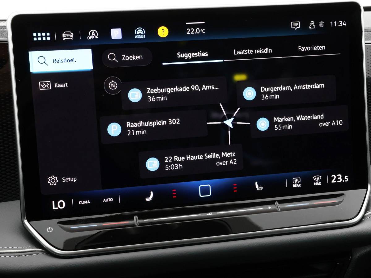 Volkswagen Passat Volkswagen Passat Variant 1.5 eTSI 150pk DSG Business · Camera · Stuur- & Stoelverwarming · Apple/Android Car Play · Massagefunctie Voorstoelen · Garantie t/m 11-06-2028 of 100.000km