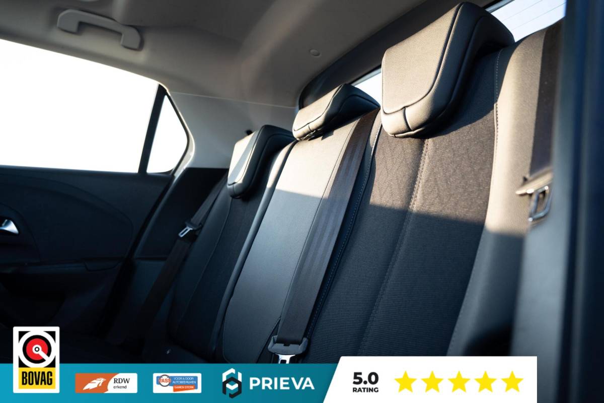Opel Corsa Opel Corsa 1.2 Sport | Pano | Leder | Stoelverwarming | Navi | LED | 17”