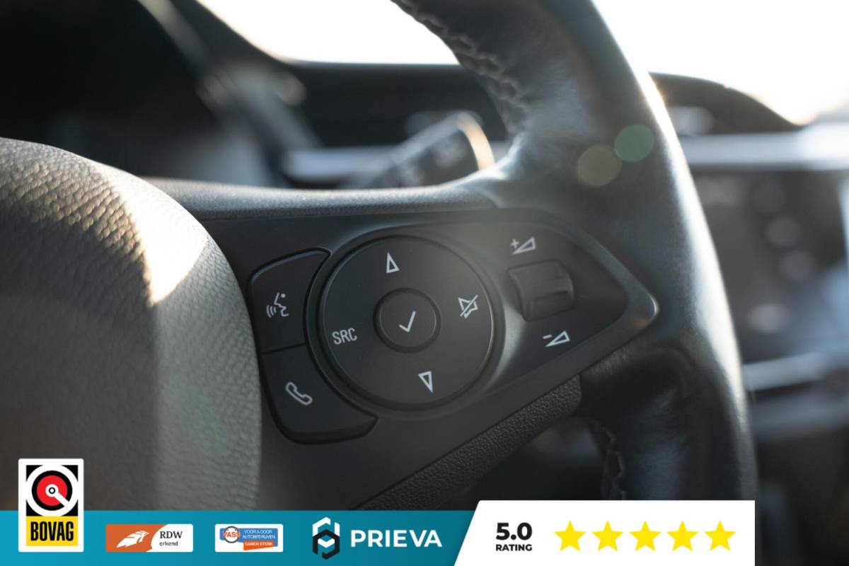 Opel Corsa Opel Corsa 1.2 Sport | Pano | Leder | Stoelverwarming | Navi | LED | 17”