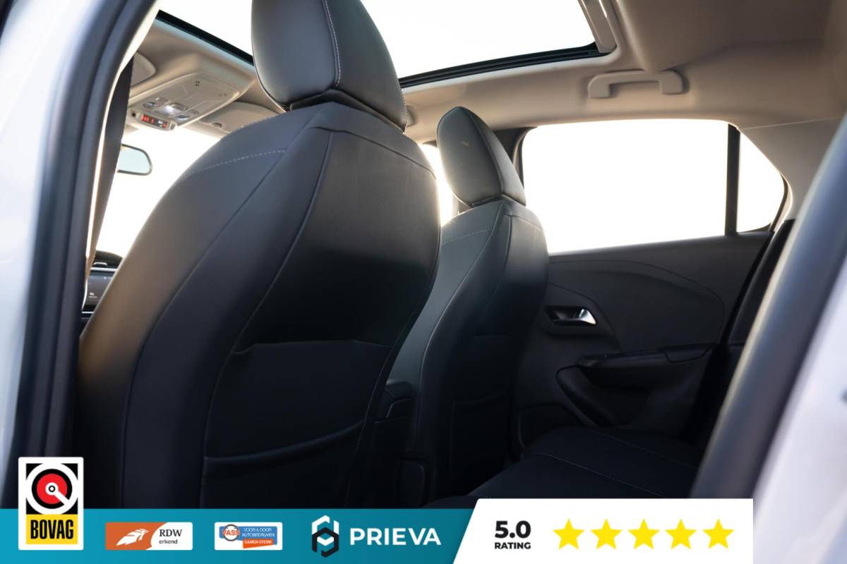 Opel Corsa Opel Corsa 1.2 Sport | Pano | Leder | Stoelverwarming | Navi | LED | 17”