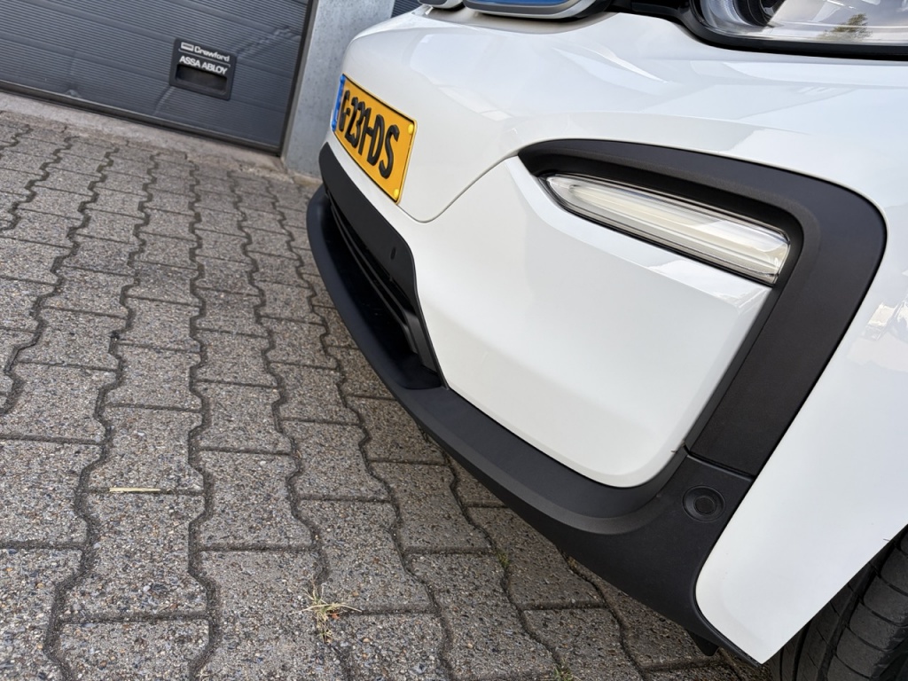 BMW i3 BMW i3 170pk (120 Ah) 42kWh Aut Executive Edition / SOH 95%
