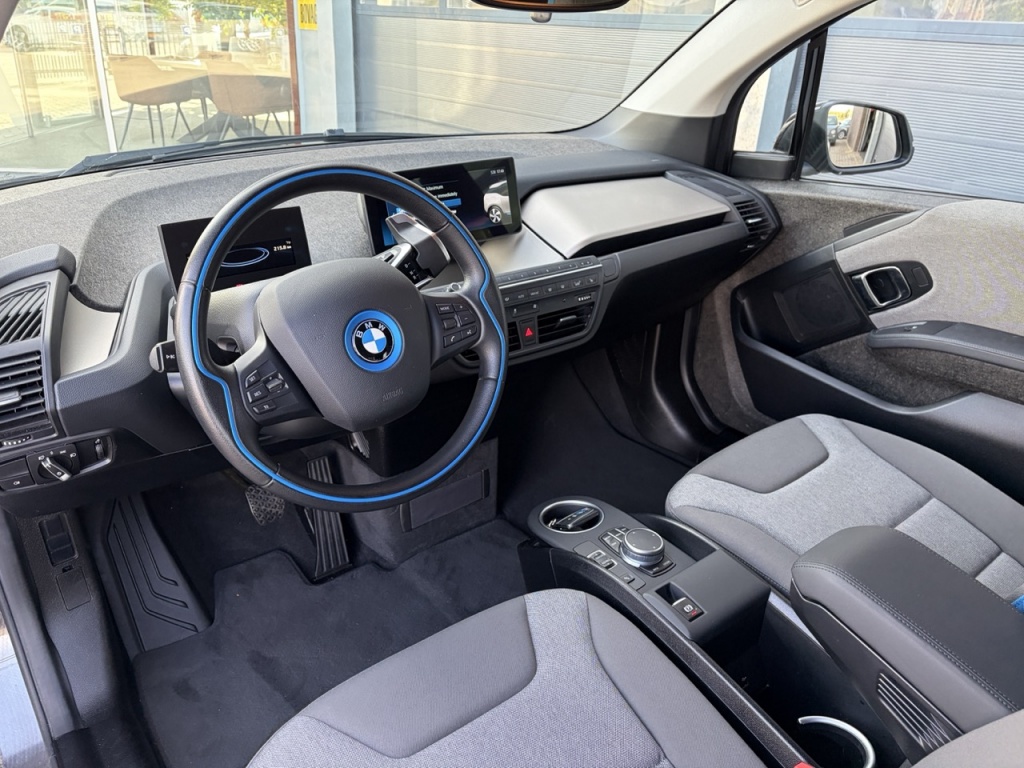 BMW i3 BMW i3 170pk (120 Ah) 42kWh Aut Executive Edition / SOH 95%