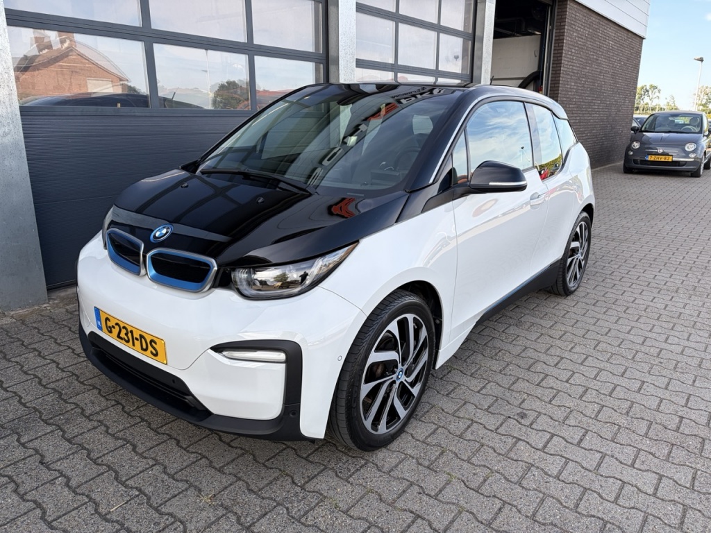 BMW i3 BMW i3 170pk (120 Ah) 42kWh Aut Executive Edition / SOH 95%