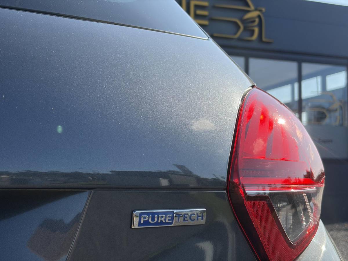 Peugeot 208 Peugeot 208 1.2 PureTech Blue Lion ✓1e Eigenaar✓Navi✓Trekhaak✓Carplay✓Airco✓Cruise✓Pdc✓5 Deurs✓N.A.P✓Apk tot 09-2027
