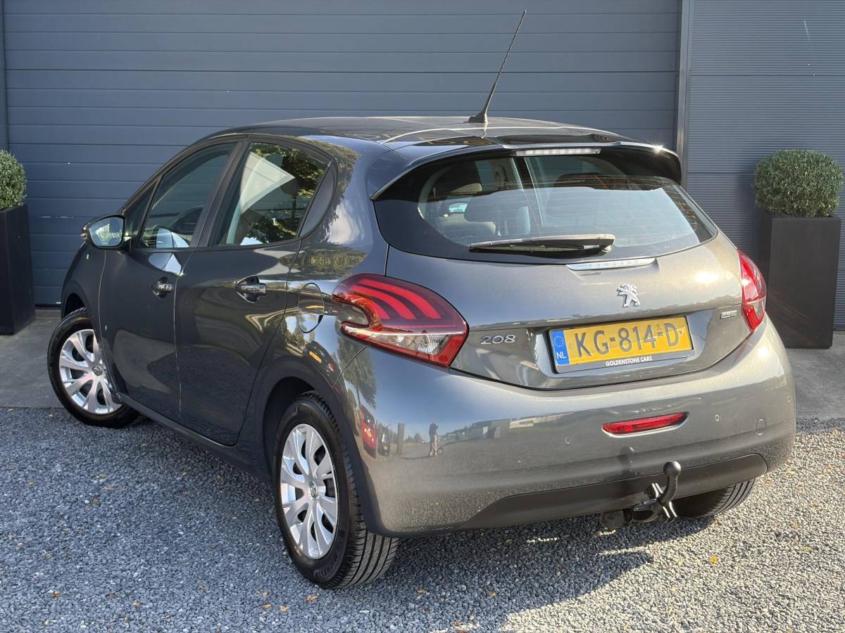 Peugeot 208 Peugeot 208 1.2 PureTech Blue Lion ✓1e Eigenaar✓Navi✓Trekhaak✓Carplay✓Airco✓Cruise✓Pdc✓5 Deurs✓N.A.P✓Apk tot 09-2027