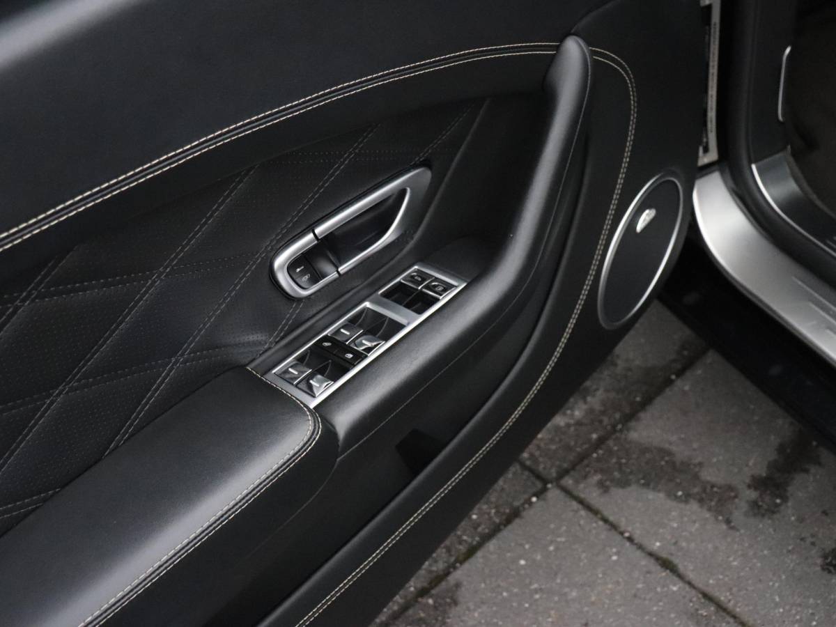 Bentley Continental GT Bentley Continental GTC 4.0 V8 LEDER | MEMORY | NAIM AUDIO | CAMERA | STOELVERK. | CRUISE | NAVI |