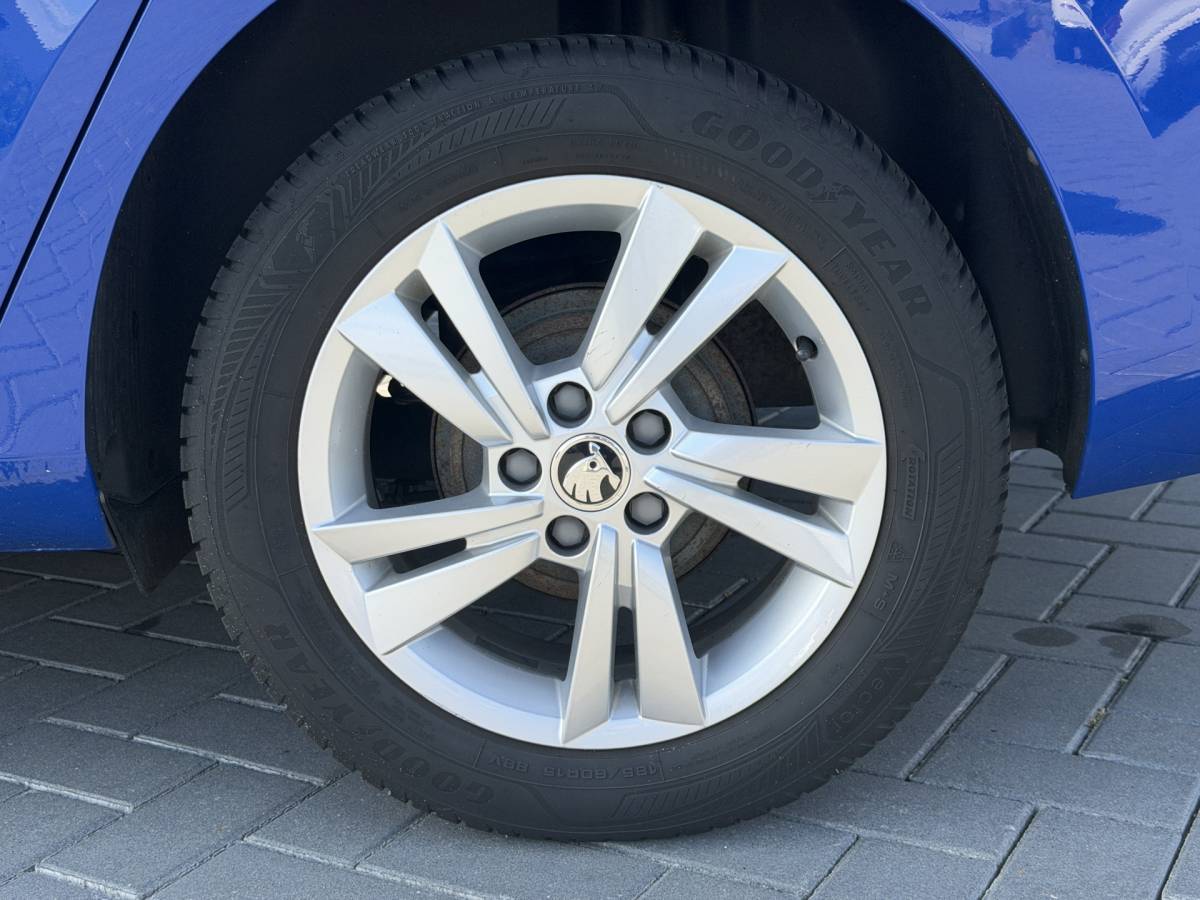 Škoda Fabia ŠKODA Fabia Combi 1.0 TSI Ambition Airco | Cruise | Nav | Carplay