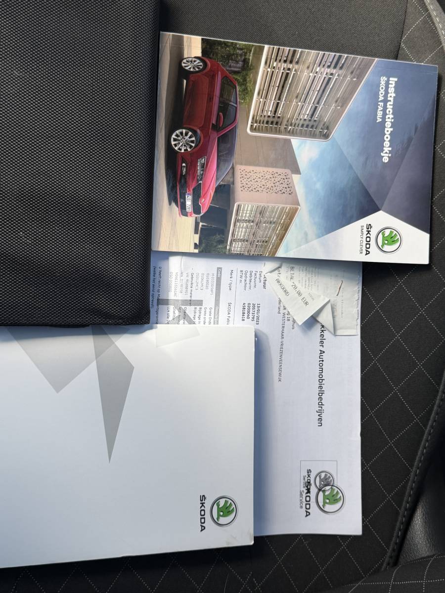 Škoda Fabia ŠKODA Fabia Combi 1.0 TSI Ambition Airco | Cruise | Nav | Carplay