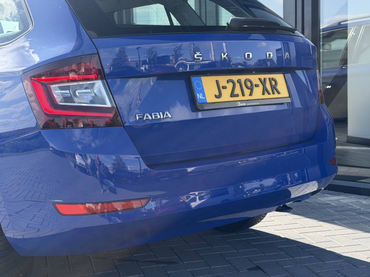 Škoda Fabia ŠKODA Fabia Combi 1.0 TSI Ambition Airco | Cruise | Nav | Carplay