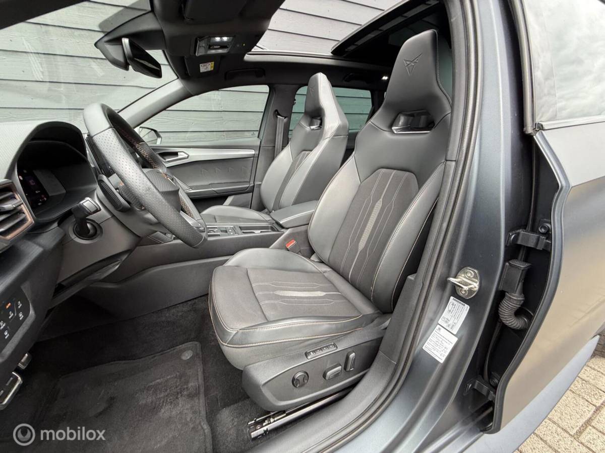 CUPRA Leon Sportstourer CUPRA Leon Sportstourer 1.4 e-Hybrid 245PK VZ Pano.dak/Elektr.pakket
