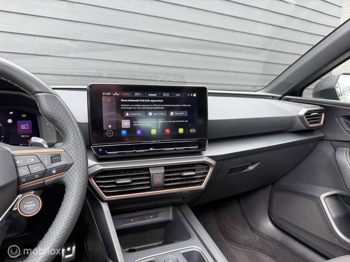 CUPRA Leon Sportstourer CUPRA Leon Sportstourer 1.4 e-Hybrid 245PK VZ Pano.dak/Elektr.pakket