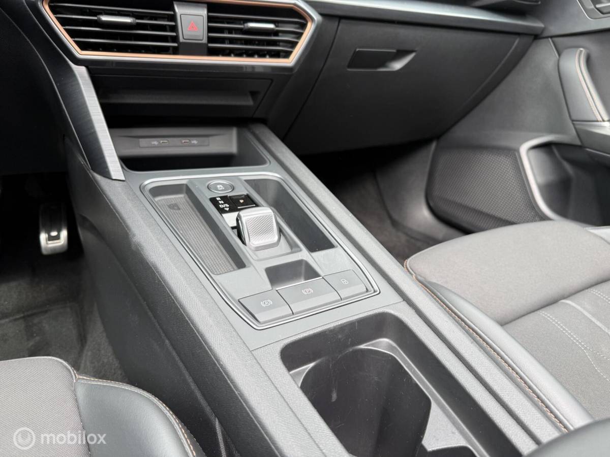 CUPRA Leon Sportstourer CUPRA Leon Sportstourer 1.4 e-Hybrid 245PK VZ Pano.dak/Elektr.pakket