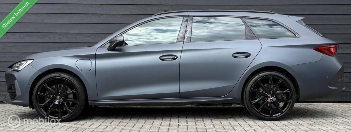 CUPRA Leon Sportstourer CUPRA Leon Sportstourer 1.4 e-Hybrid 245PK VZ Pano.dak/Elektr.pakket