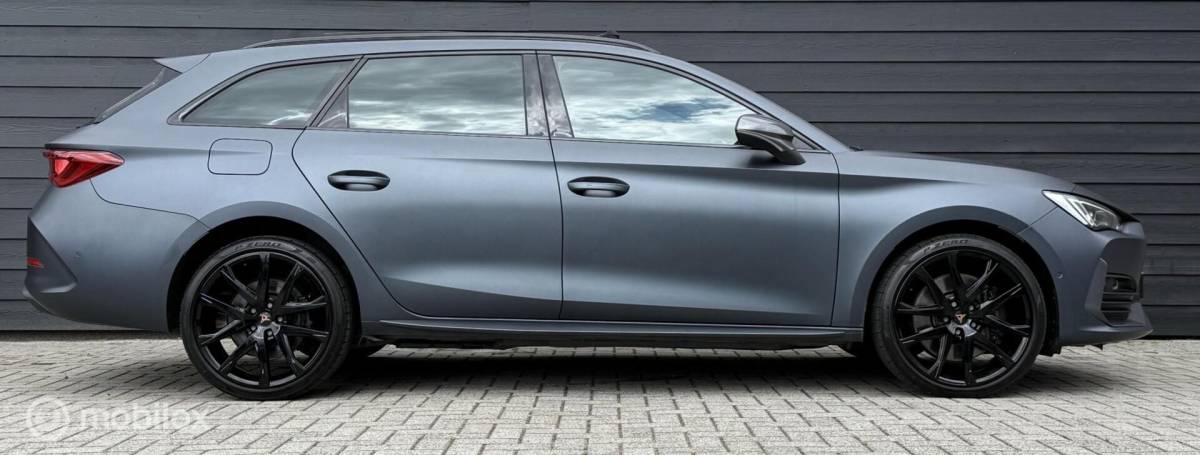 CUPRA Leon Sportstourer CUPRA Leon Sportstourer 1.4 e-Hybrid 245PK VZ Pano.dak/Elektr.pakket