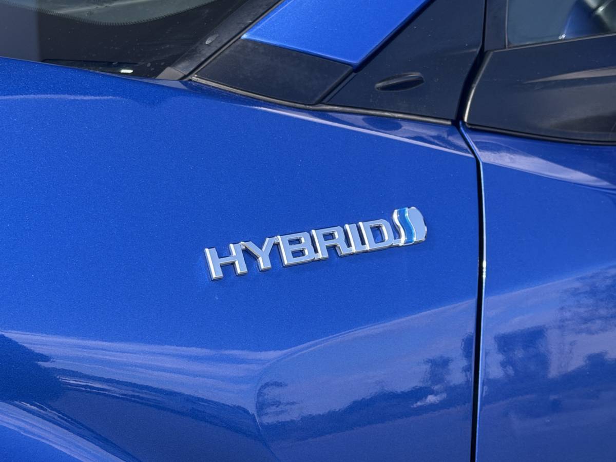 Toyota C-HR Toyota C-HR 1.8 Hybrid Active Clima | Cruise | Camera | Super netjes